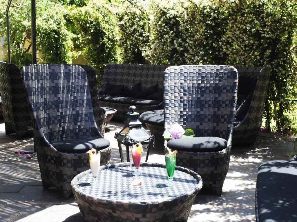 Hotel Costa Dei Fiori Santa Margherita di Pula 4*,  Italy